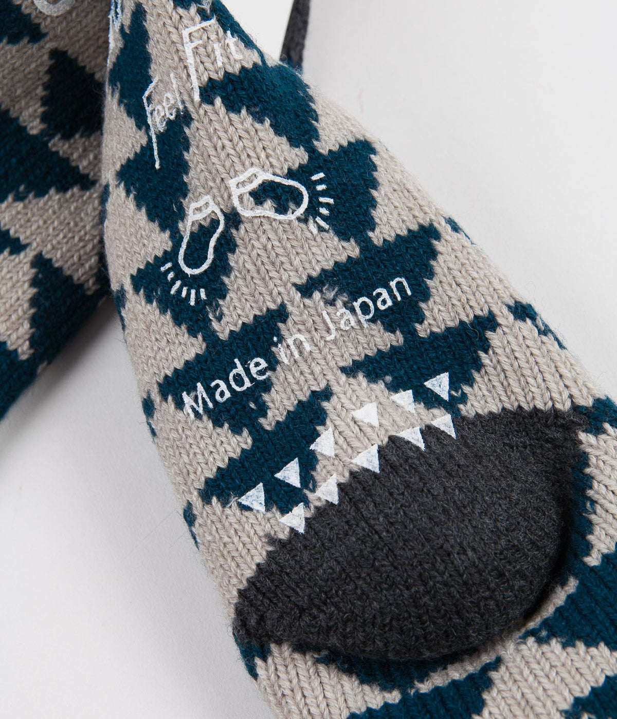 RoToTo Sankaku Comfy Room Socks - Blue Green / Charcoal