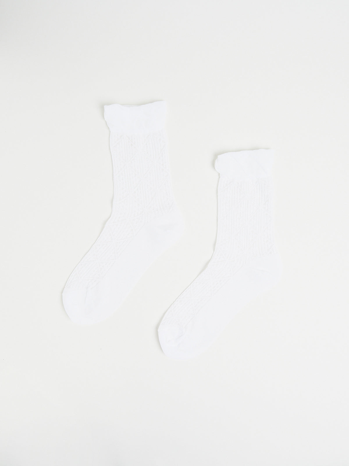 Sheer Diamond Socks in White
