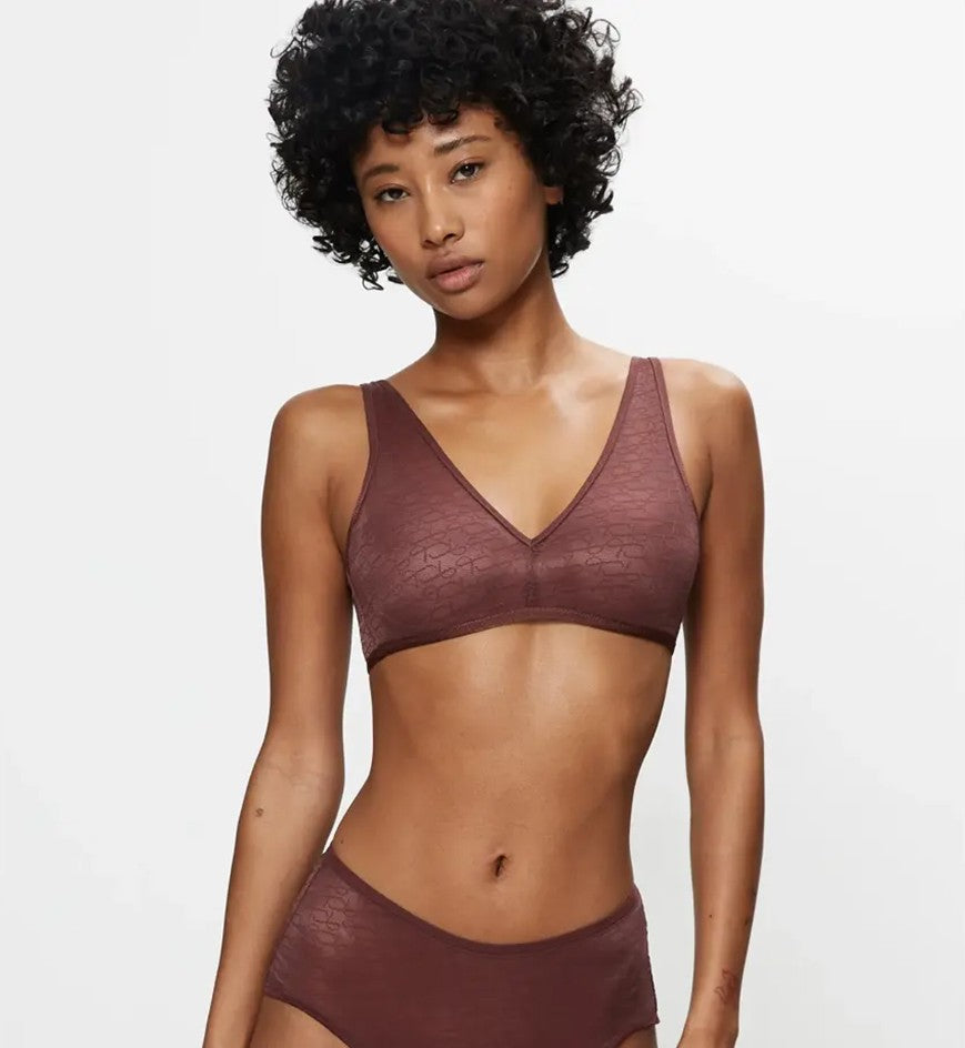 SIGNATURE SHEER WIREFREE BRA